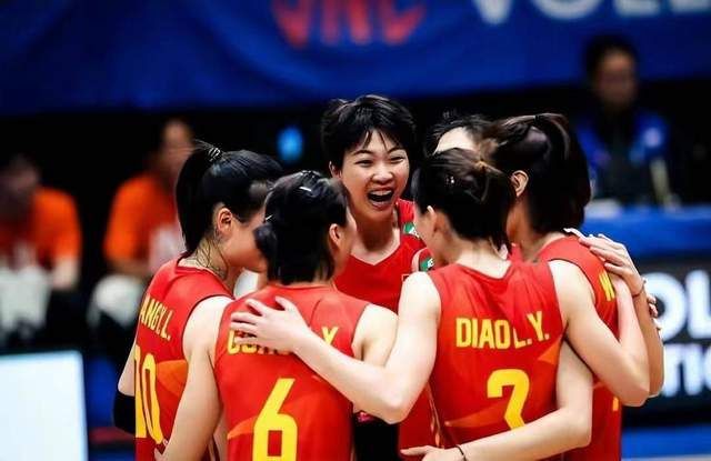 中国女排与自然美景的邂逅，心灵之旅的最新篇章