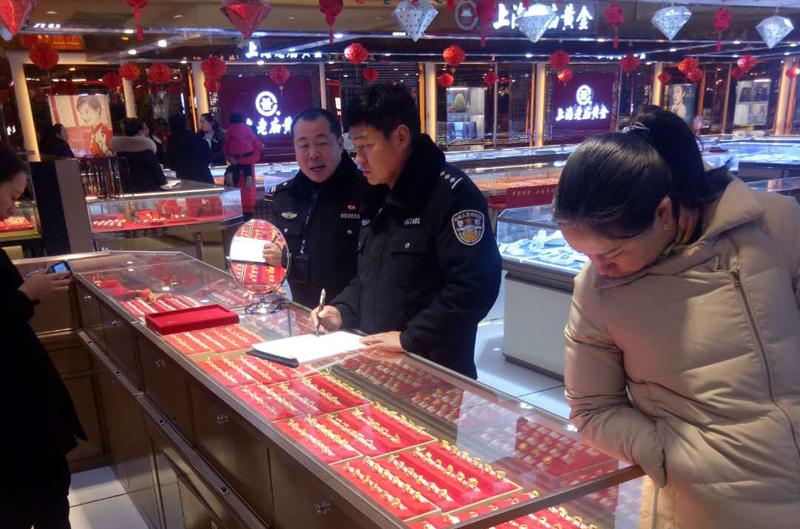 揭秘最新金店盗窃案真相，呼吁加强安全防范措施