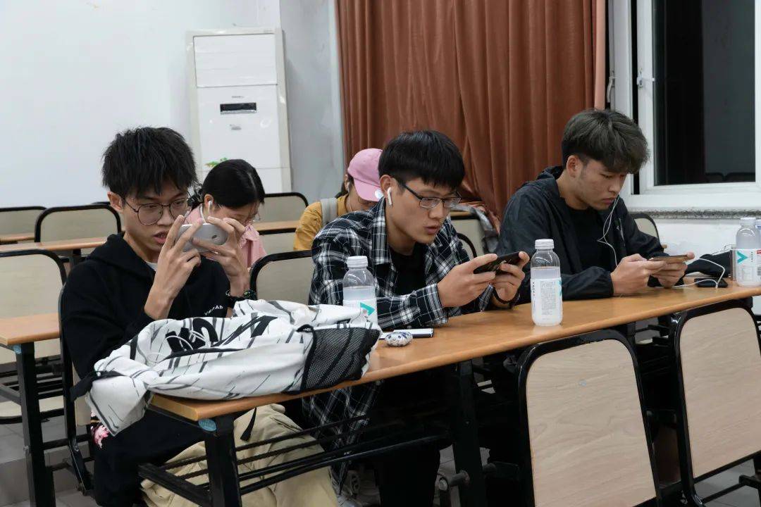 新冠疫情最新动态与日常小确幸的感悟