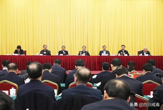 美国司法部最新动态，变革中的力量与自信成就之源